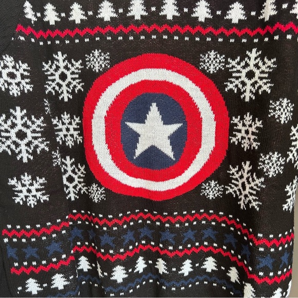Captain America Christmas sweater - Picture 3 of 3